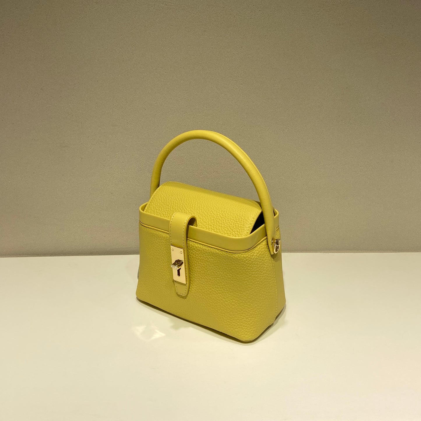 【Box Handbag】Togo Leather Box Handbag-，buy 1 get 1 pony and 1 headband