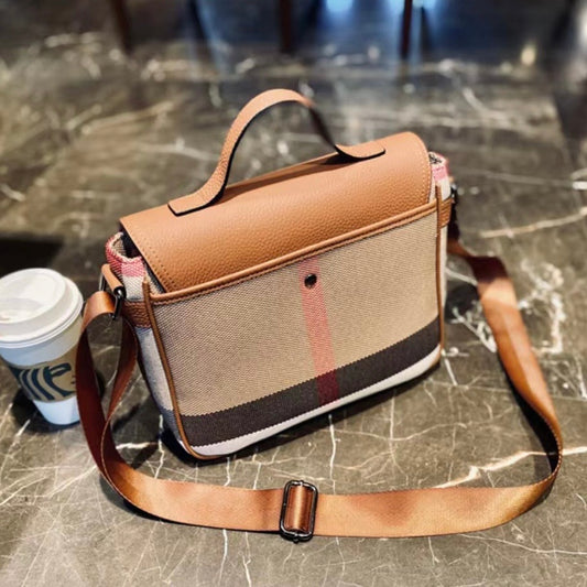 【Messenger Bag】Unisex Checkered Real Leather Flap Lock Shoulder Bag-，buy 1 get 1 pony and 1 headband