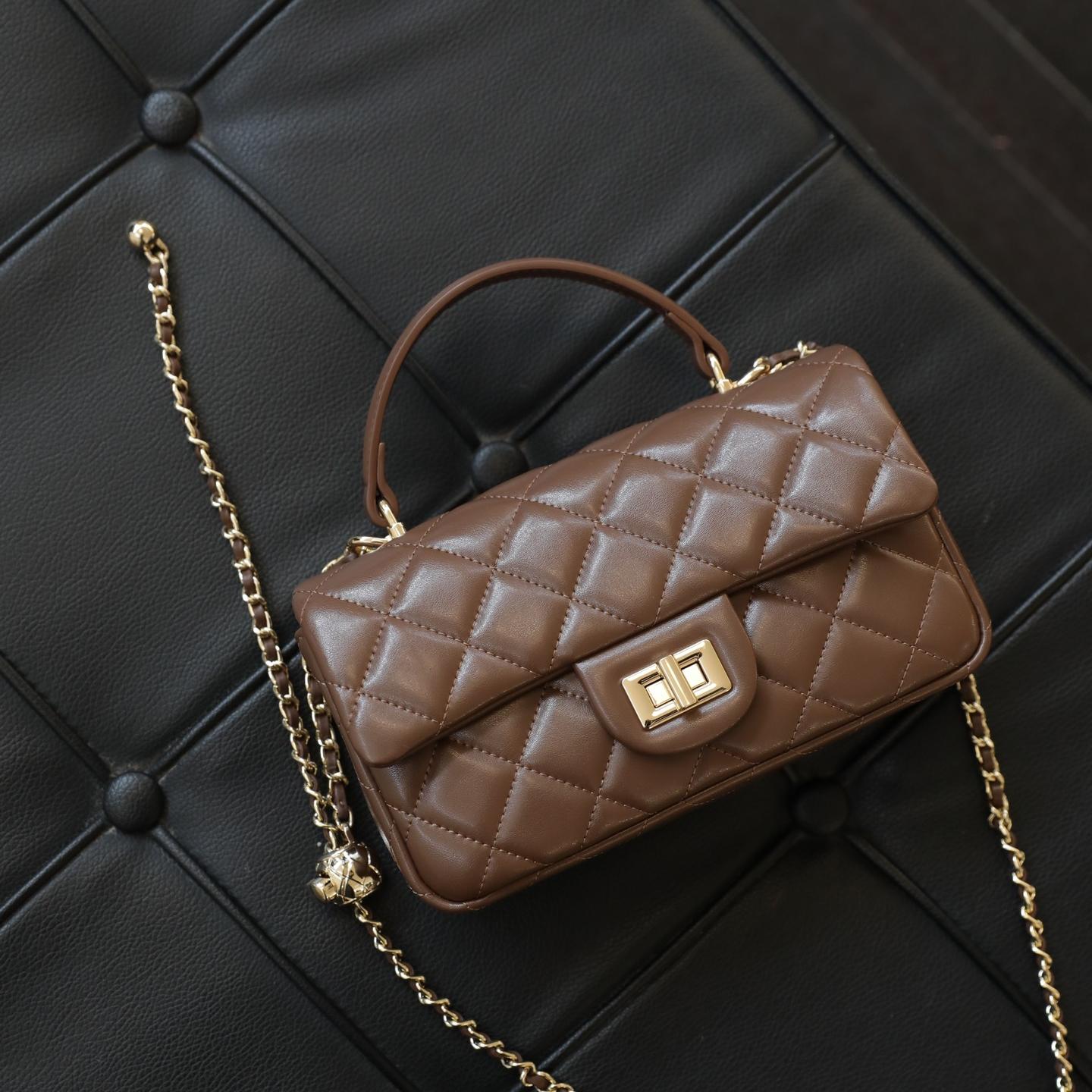 【C Bag】Quilted Handle Crossbody Bag，buy 1 get 1 pony and 1 headband