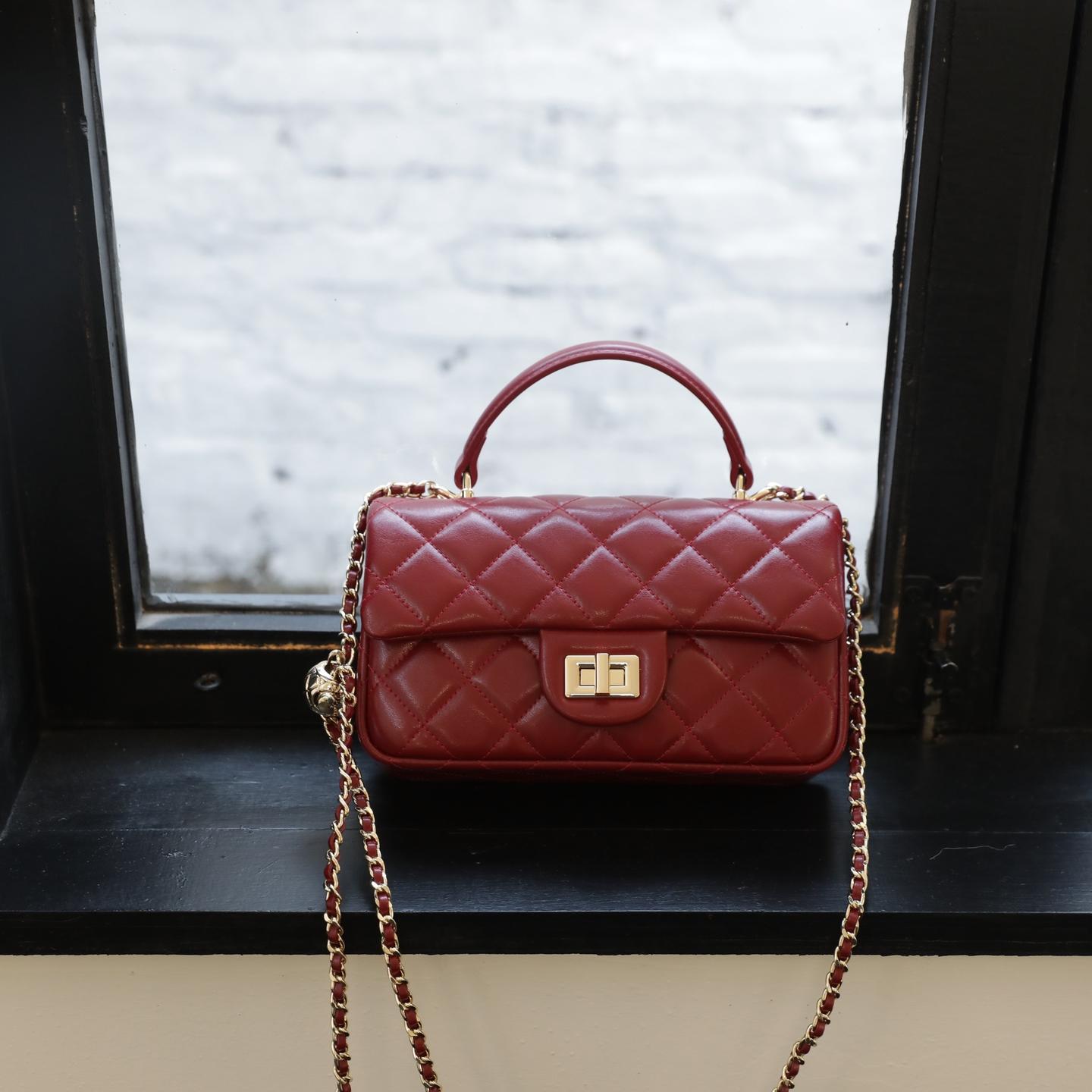 【C Bag】Quilted Handle Crossbody Bag，buy 1 get 1 pony and 1 headband